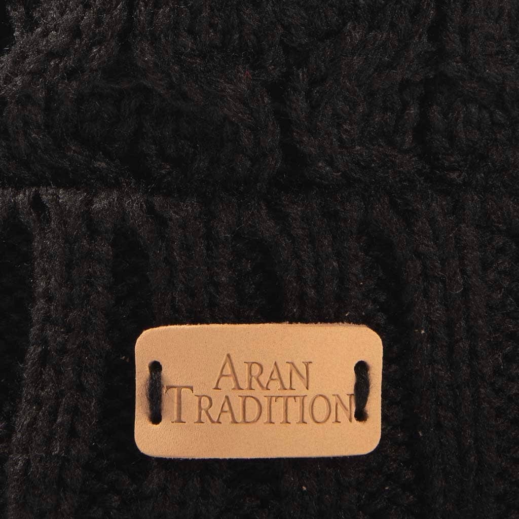 Black Colour Collection: Cable Knit Accessories for Winter