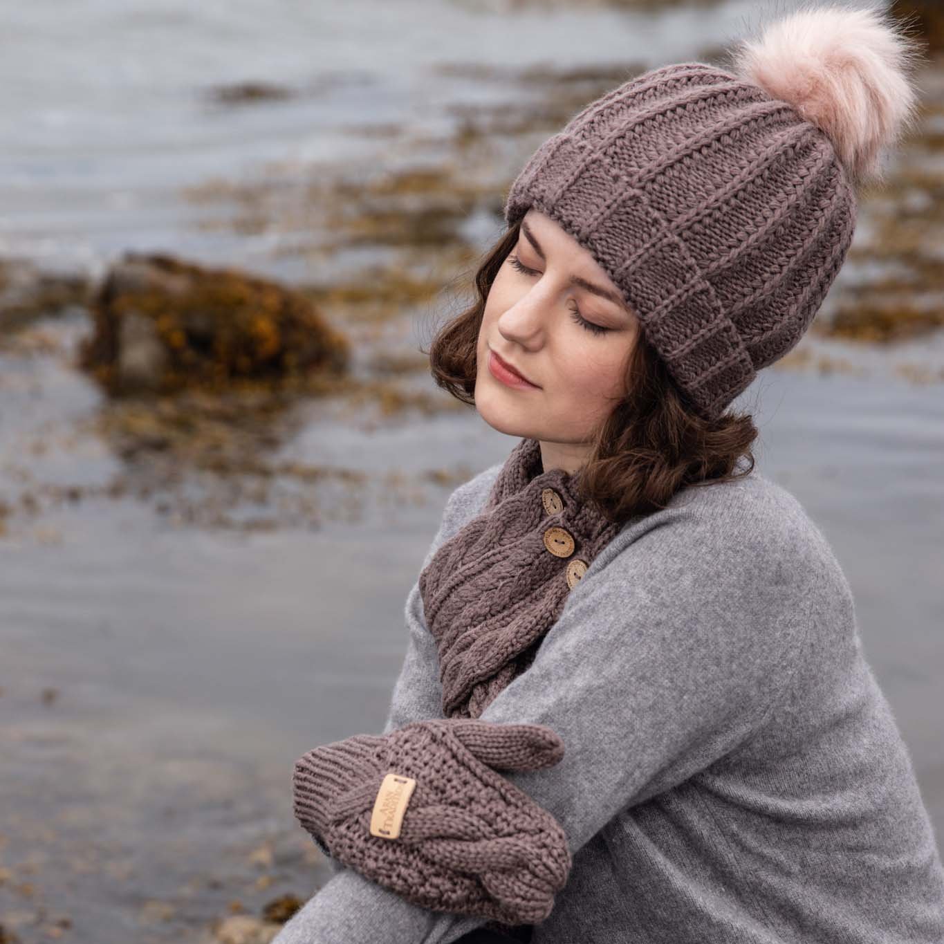 Stay Cozy & Stylish with Fisherman Stitch Pom Pom Hat