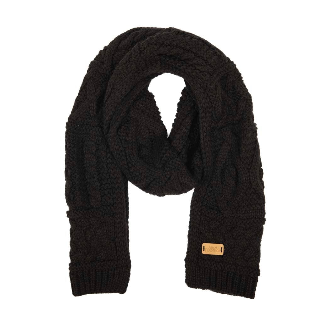 Black Colour Collection: Cable Knit Accessories for Winter